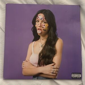 Olivia Rodrigo ‘Sour’ Vinyl Record